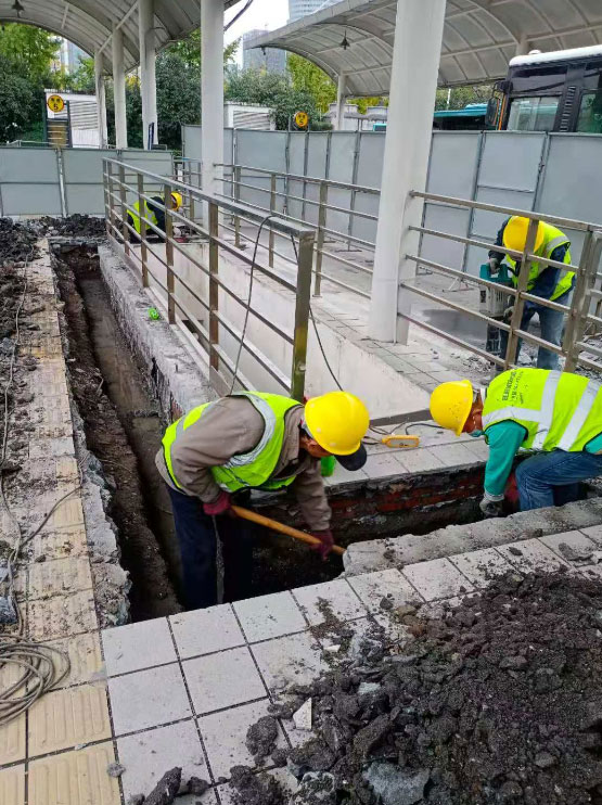 重庆北站南广场站台防水