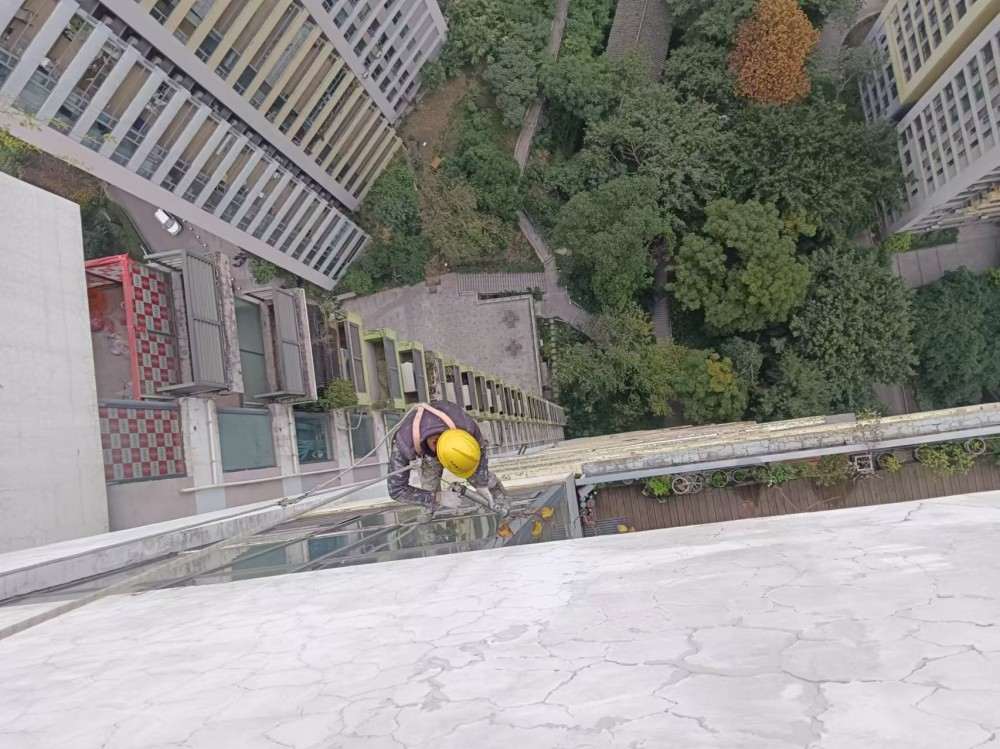 阳光100屋面防水外墙防水