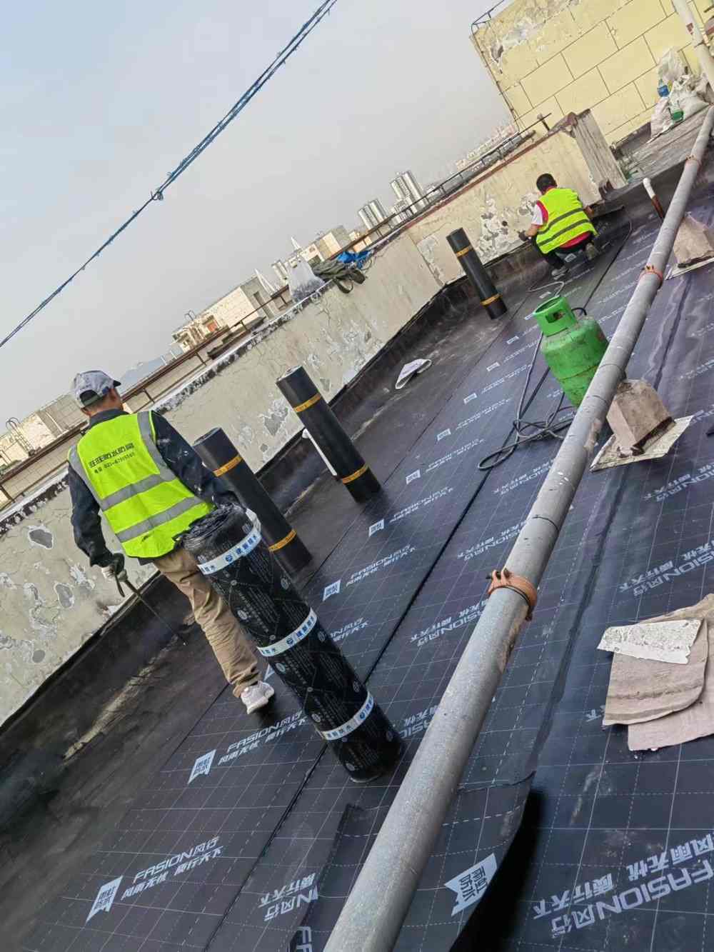 斌鑫江南御府屋面防水