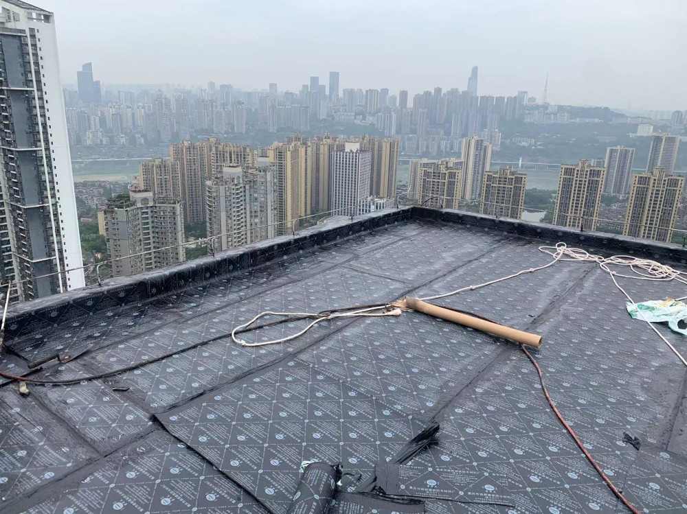 翡翠明珠屋面防水