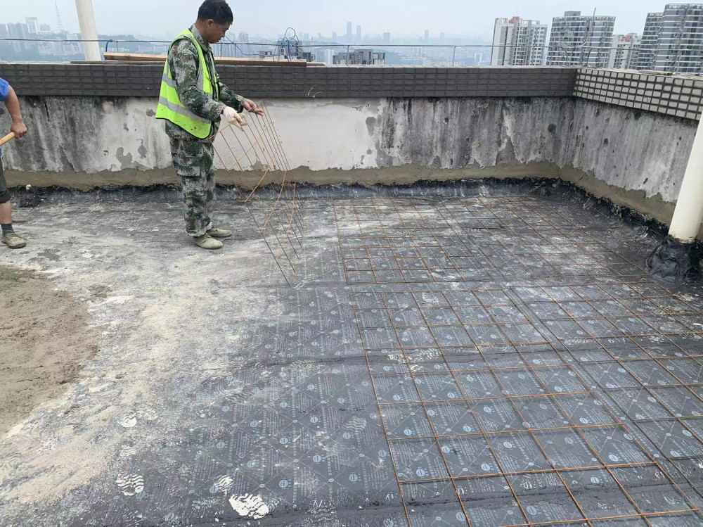 翡翠明珠屋面防水