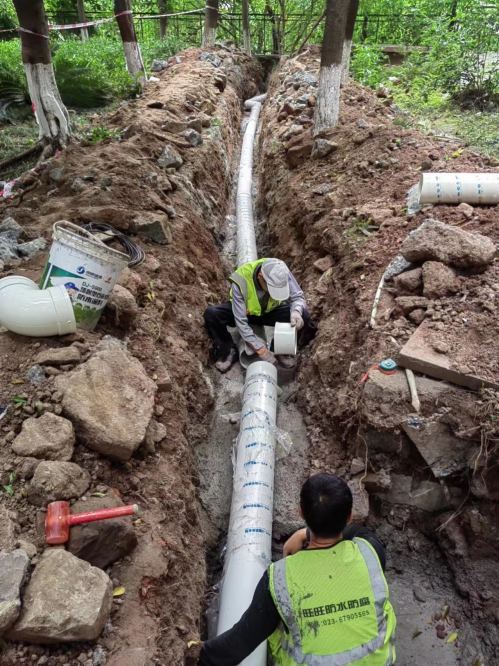 观邸排污管整改