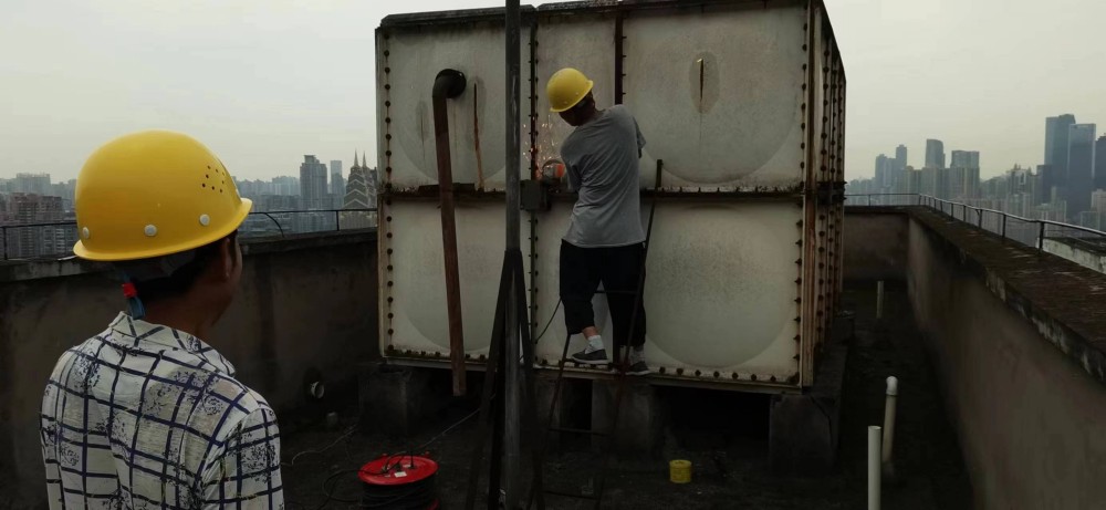 爱尚南山消防水箱更换