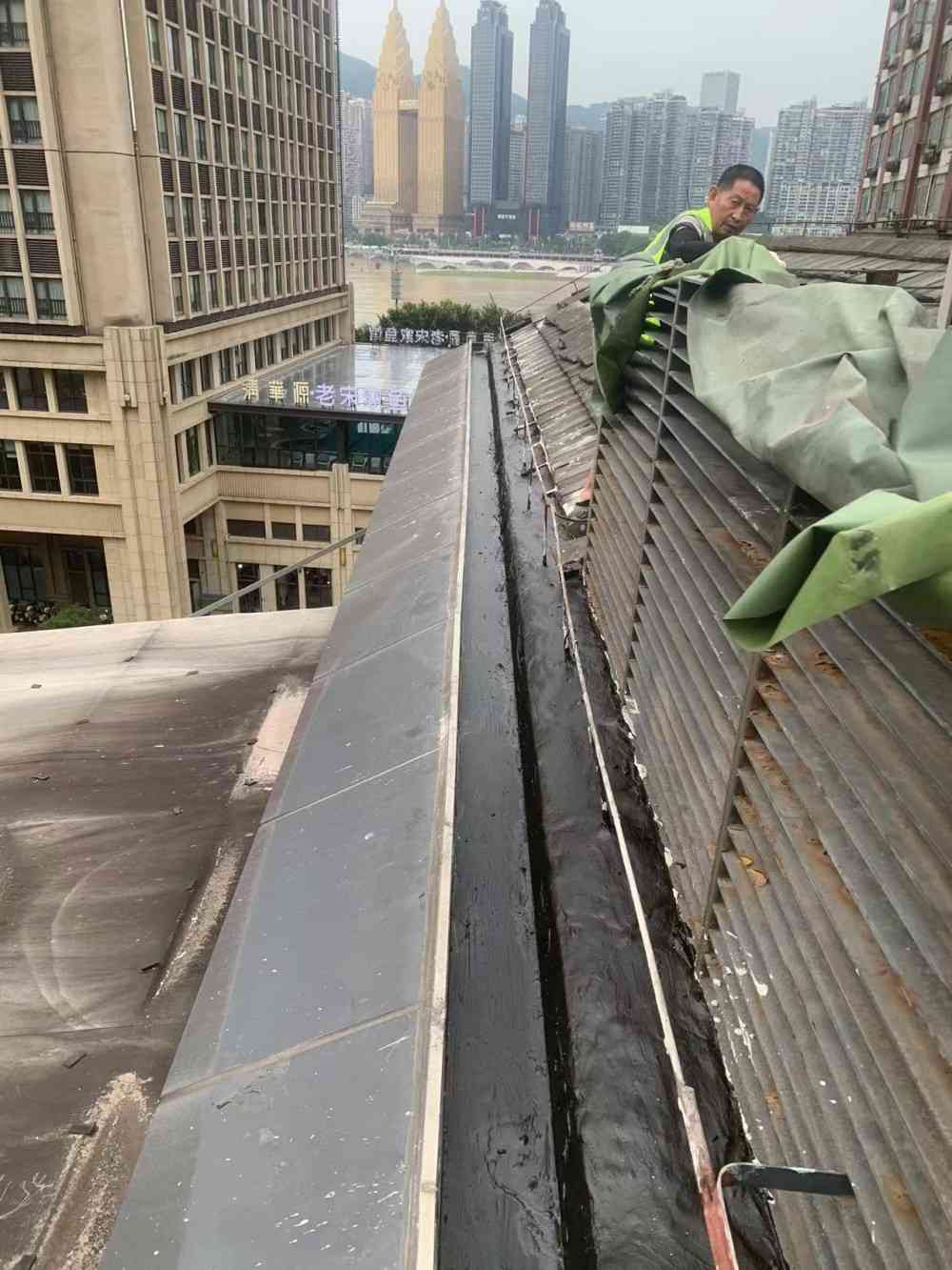 白象街青年旅舍维修