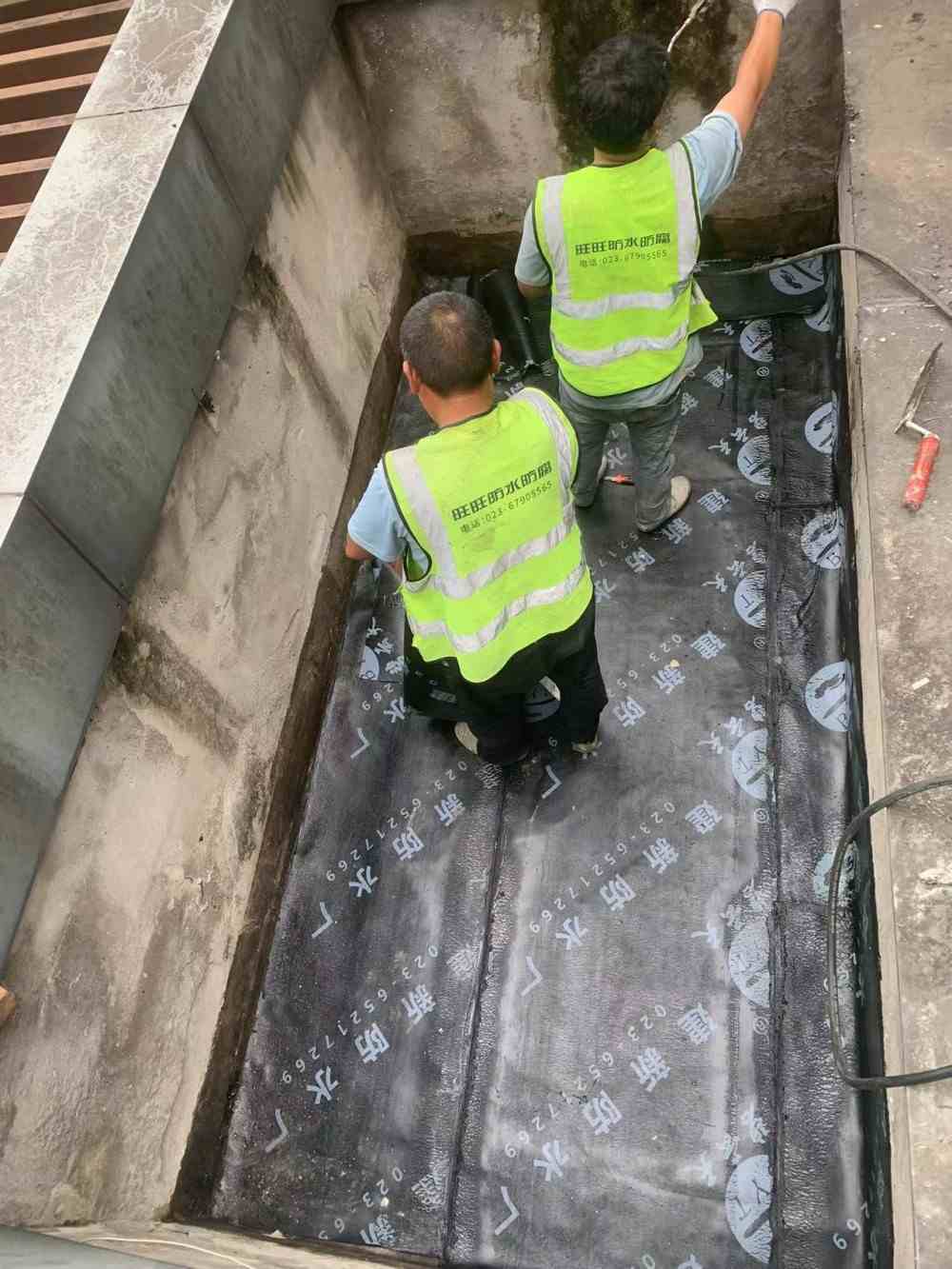 翡翠明珠3号门门头防水