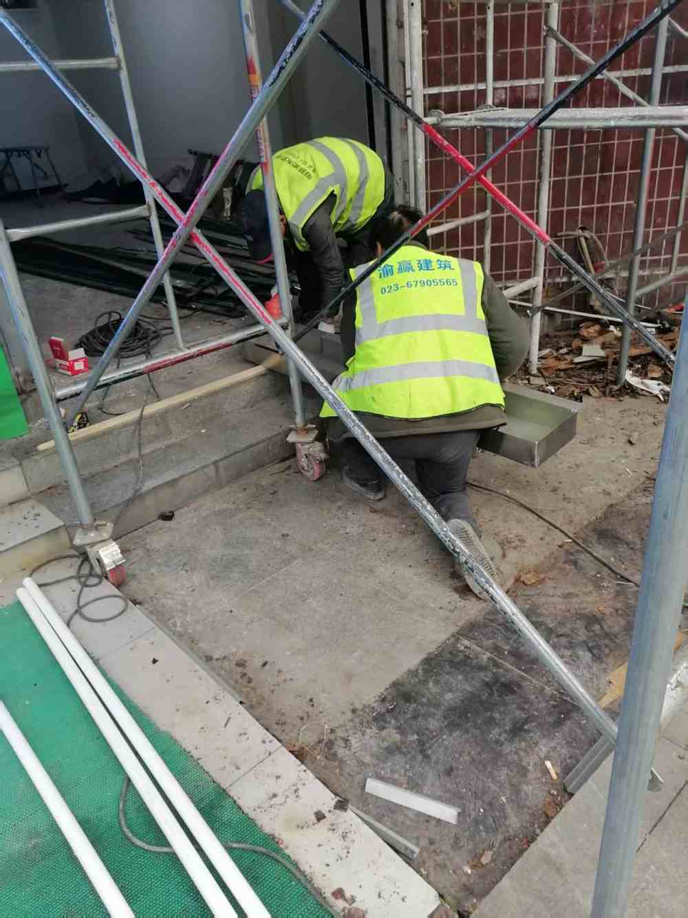 飞舟医药渗水处接水盘安装