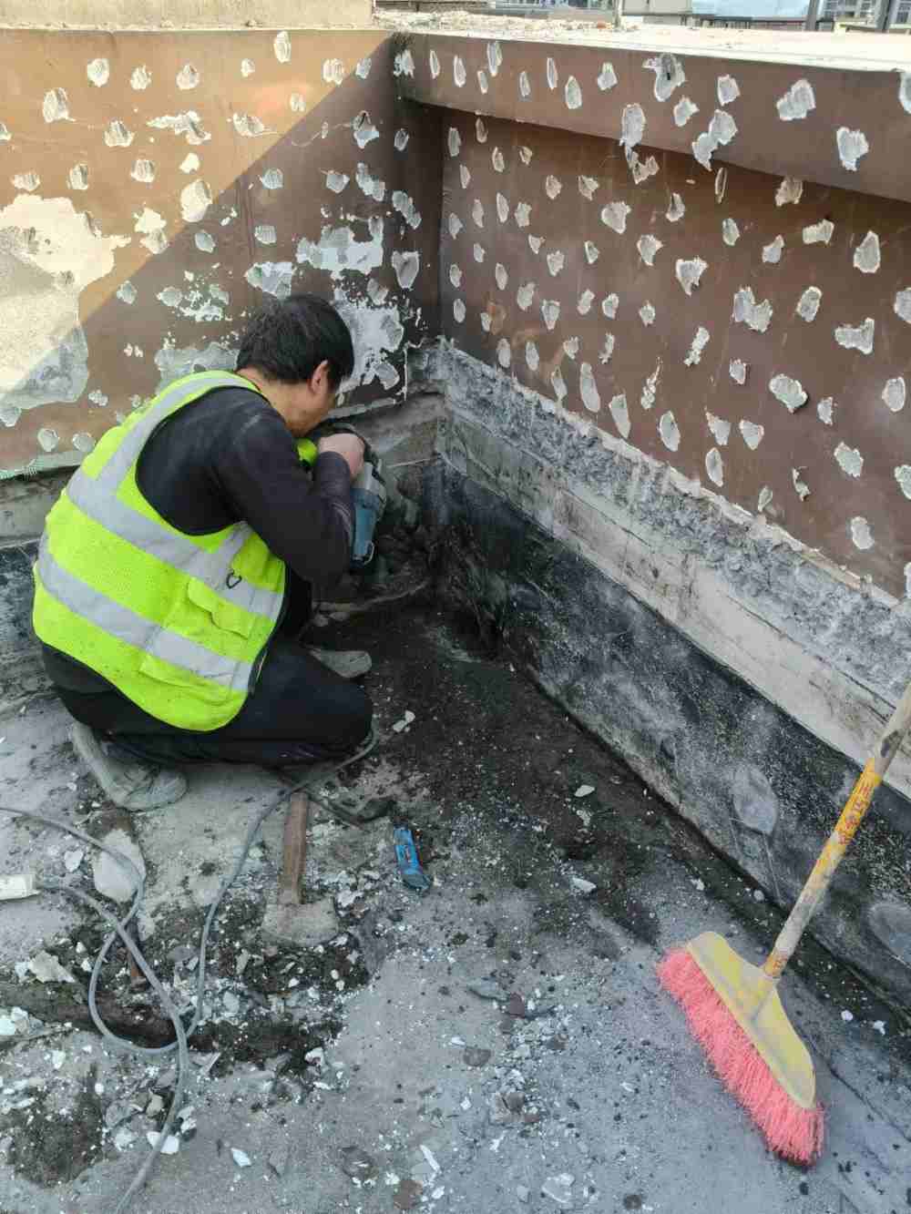 首创禧瑞山河屋面防水