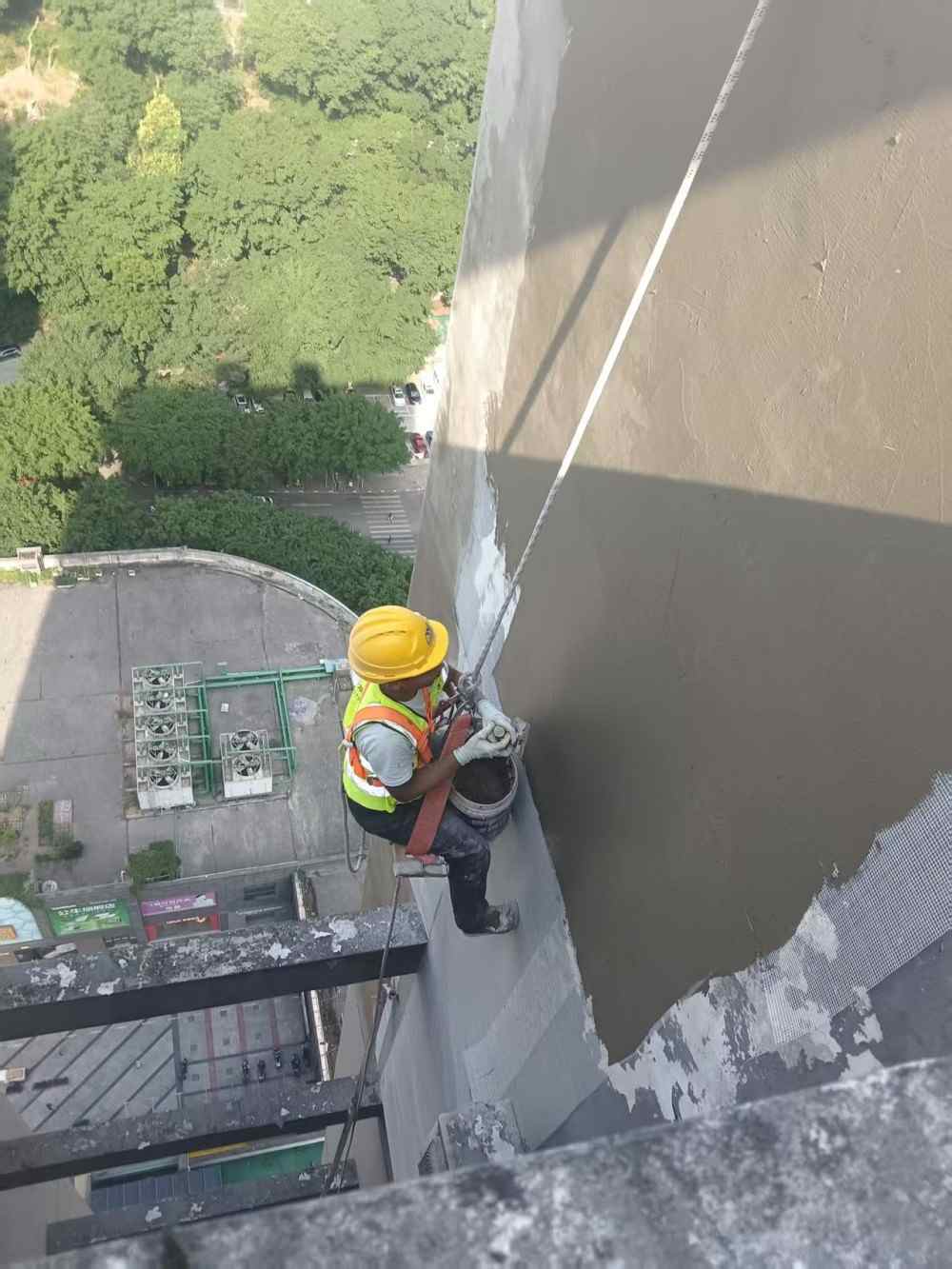 东海岸外墙排危修复