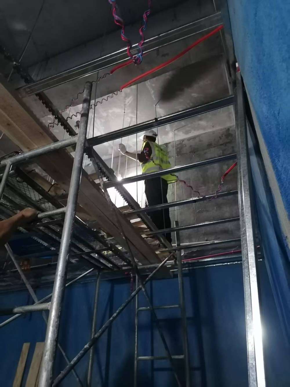 万科悦湾南区车库高压注浆