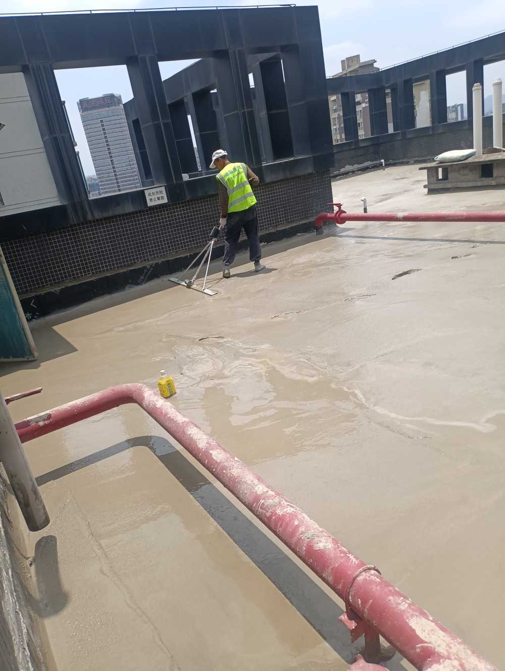 围城国际公寓屋面防水