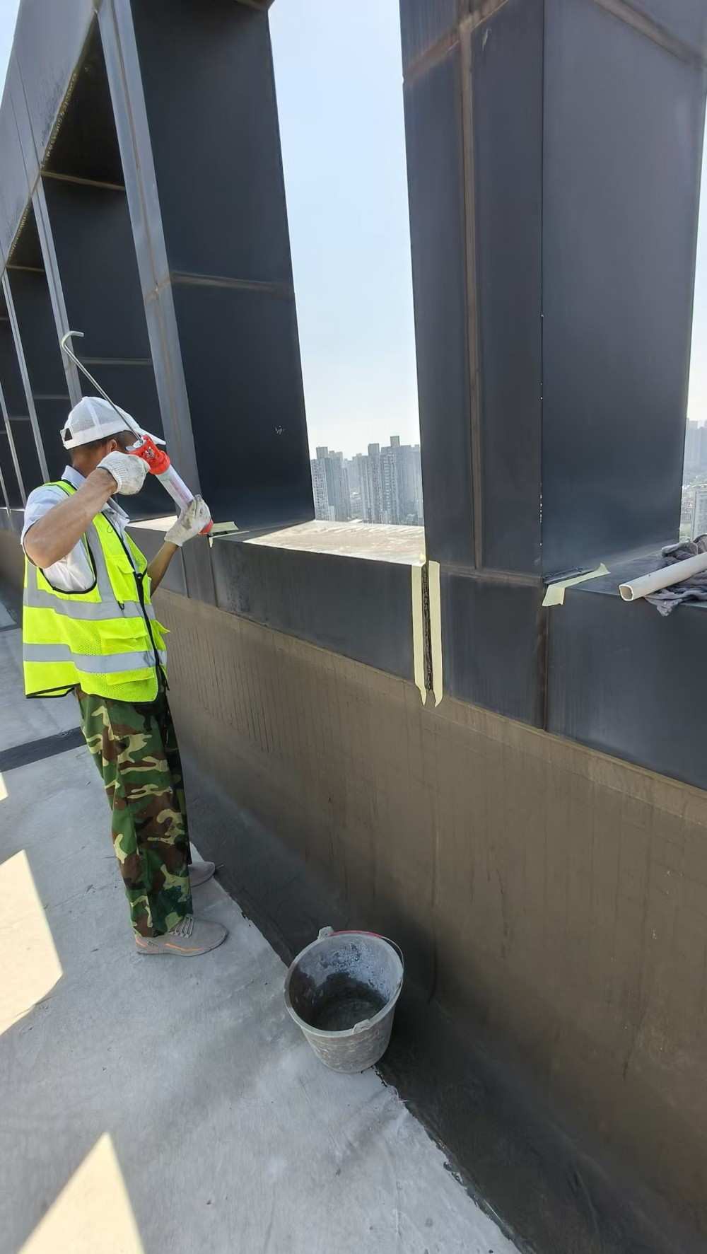 围城国际公寓屋面防水