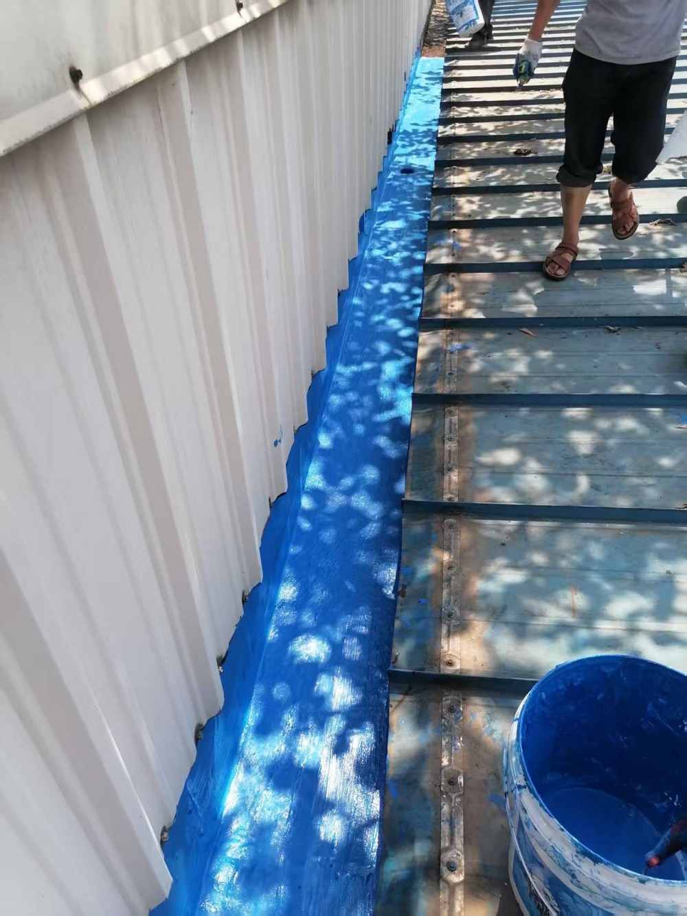 重庆安福汽车营销有限公司彩钢屋面防水