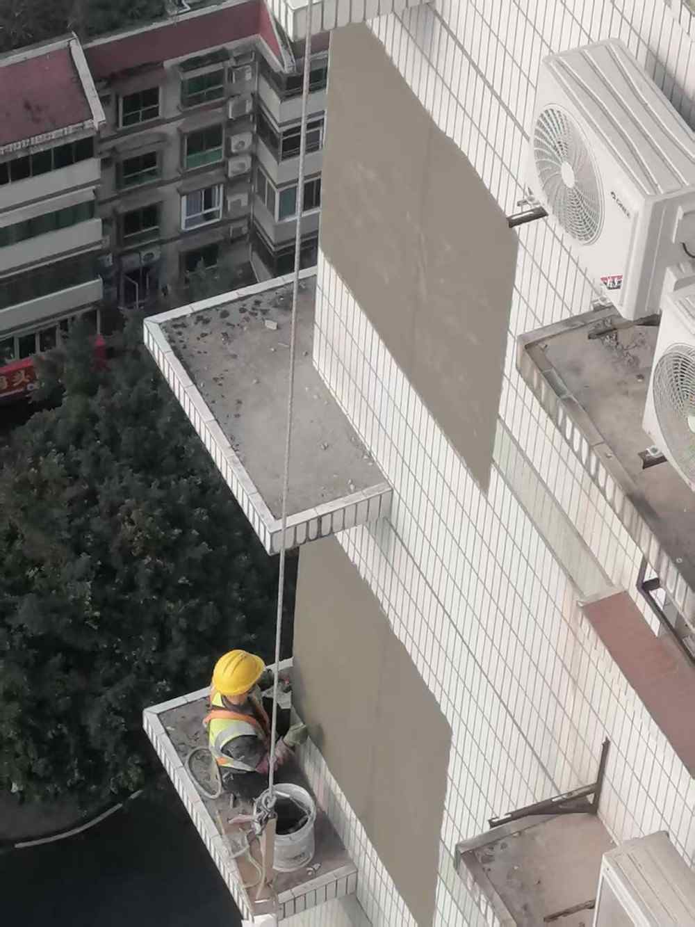 重百小区外墙排危修复